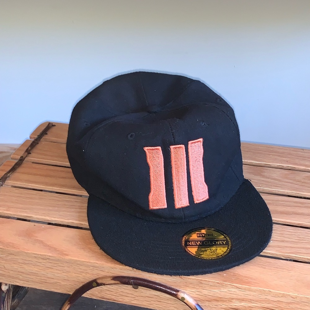 Call of duty black modern warfare ops 3 logo SnapBack hat